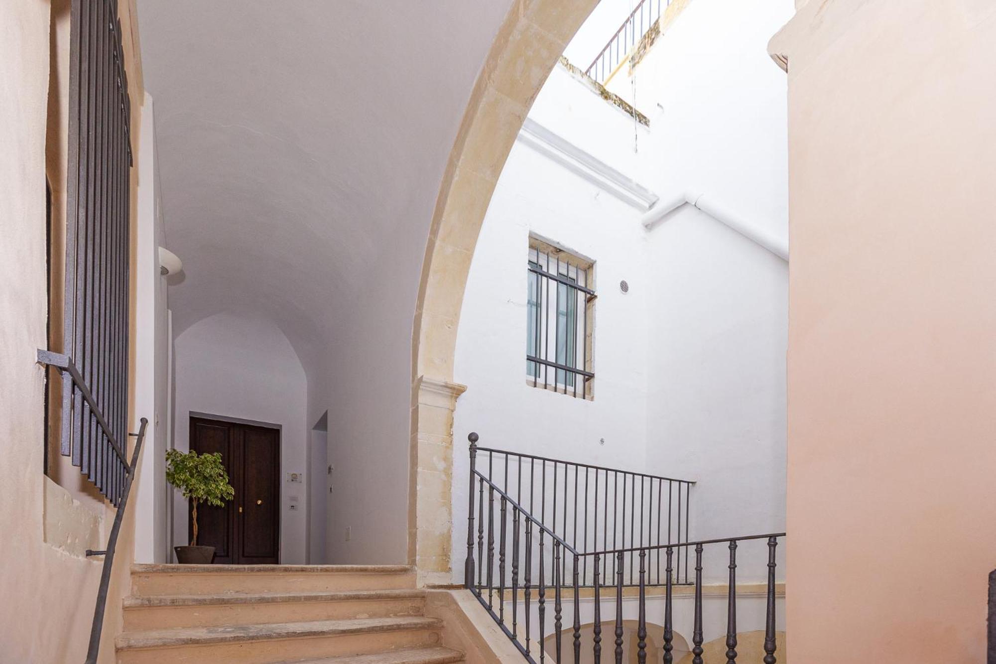 Palazzo Marini B&B Di Charme Lecce Dış mekan fotoğraf